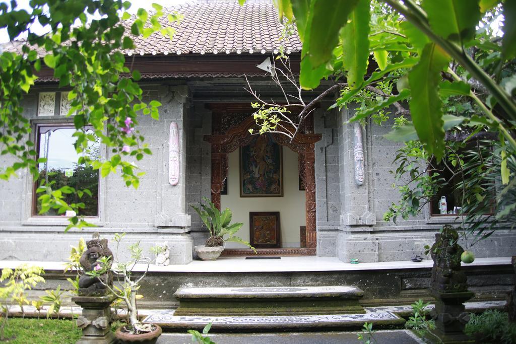 Tagel Karsa House Hotell Ubud Exteriör bild