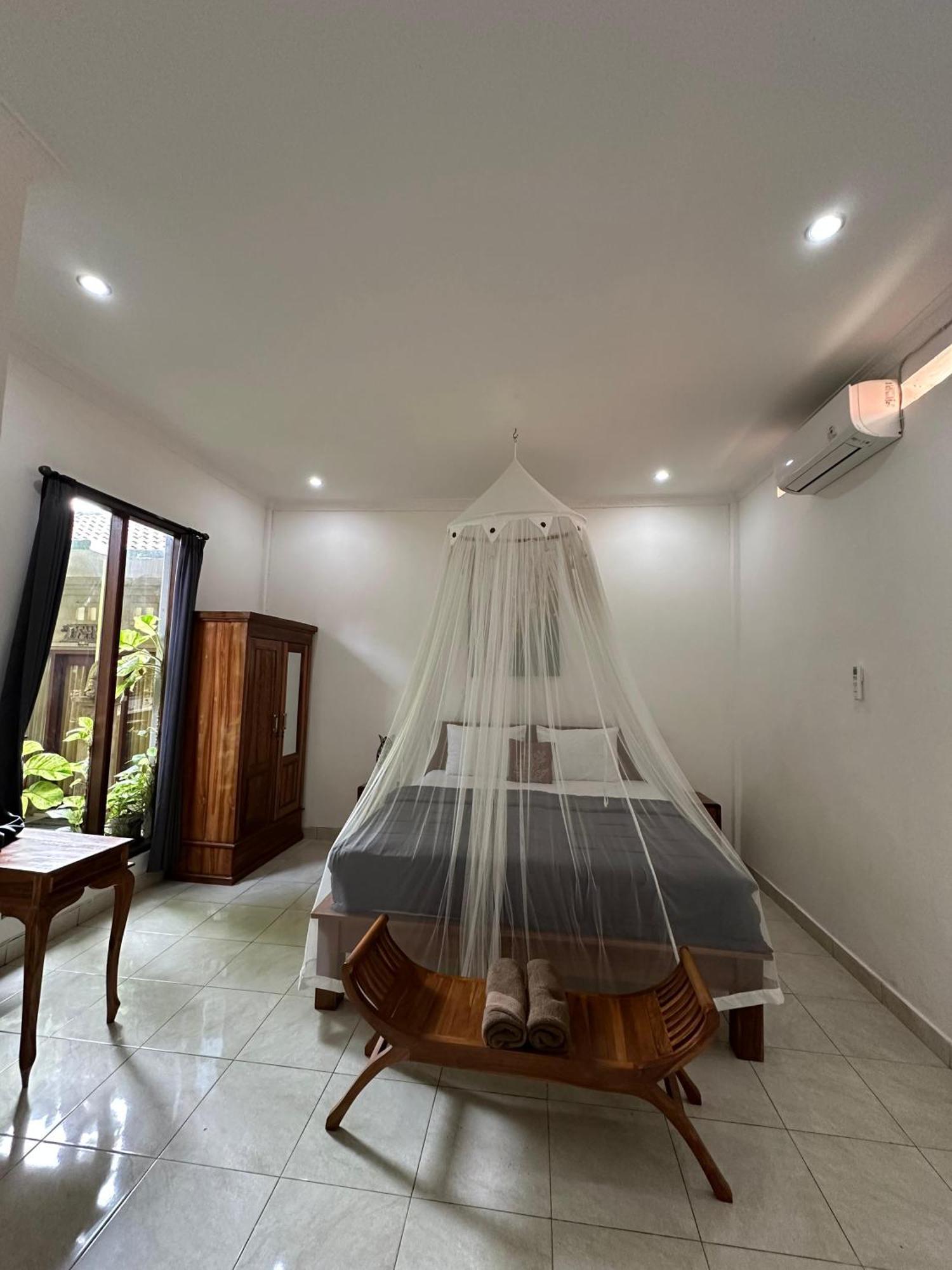 Tagel Karsa House Hotell Ubud Exteriör bild