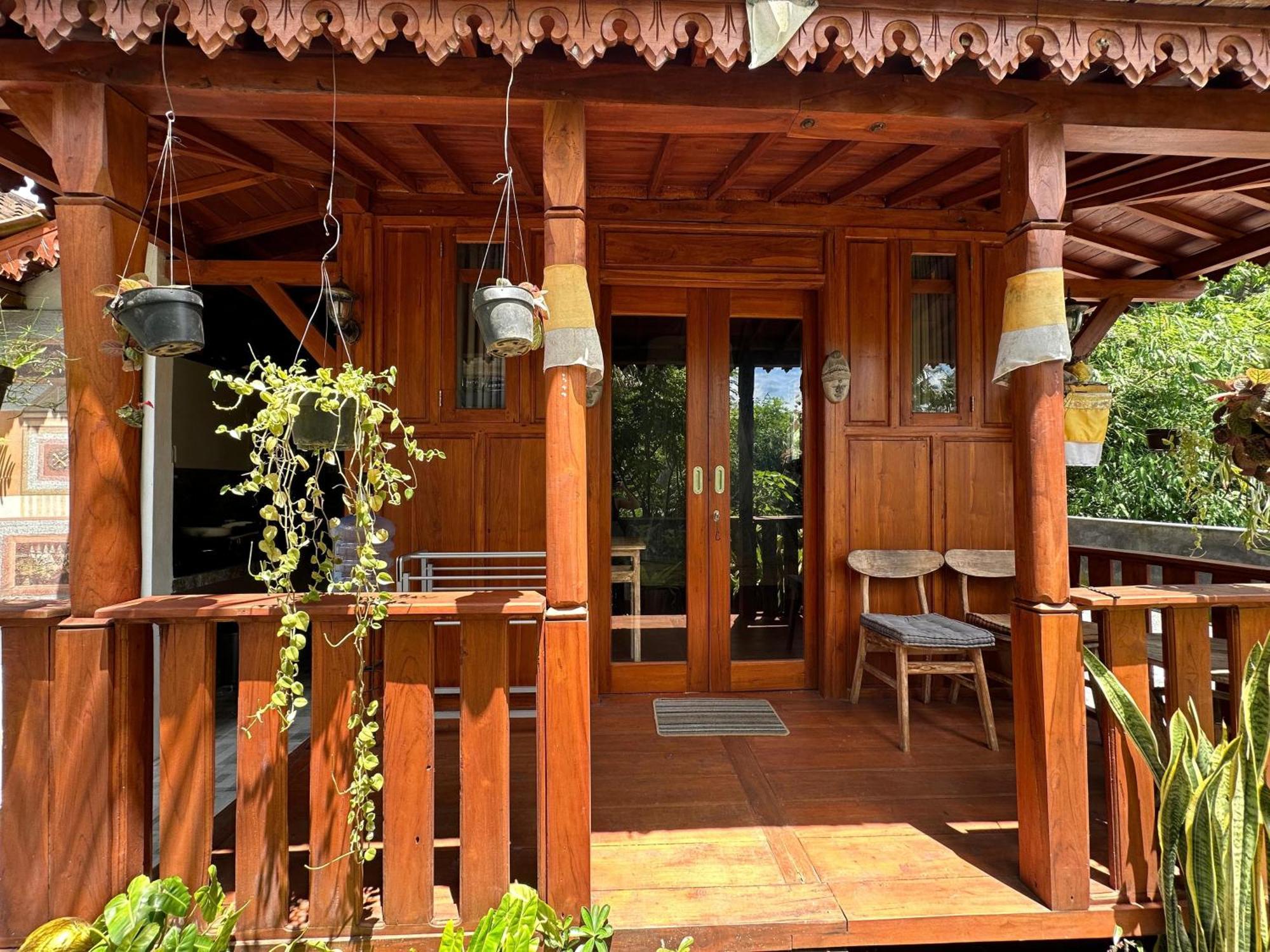 Tagel Karsa House Hotell Ubud Exteriör bild