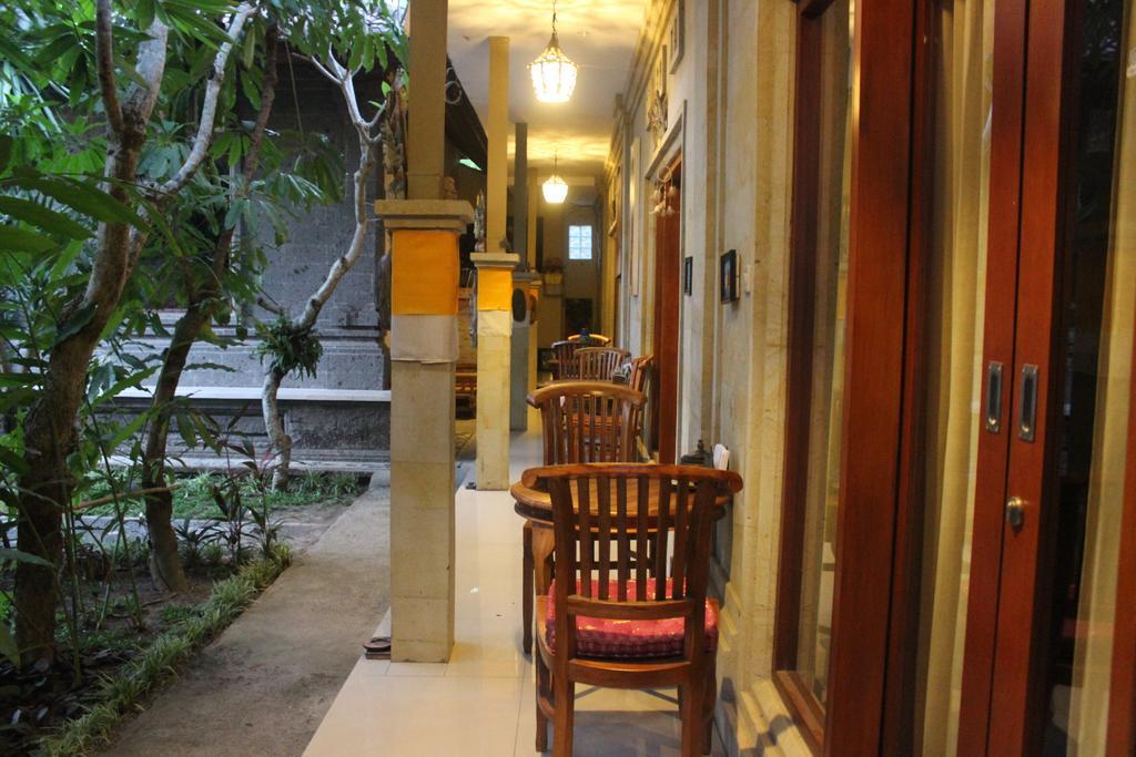 Tagel Karsa House Hotell Ubud Exteriör bild