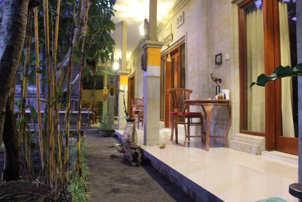Tagel Karsa House Hotell Ubud Exteriör bild
